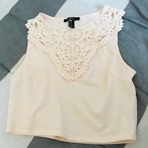 Beautiful crop tank top with design in front